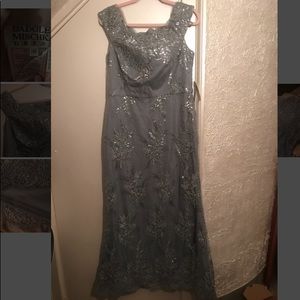 BNWT Ignite Evenings formal sequin dress